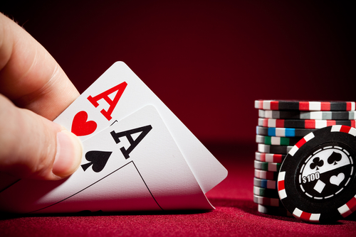 Playing Online Poker Gambling For Online Rewards